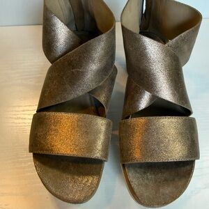 Eileen Fisher Metallic Bronze Crisscross Platform Sandals